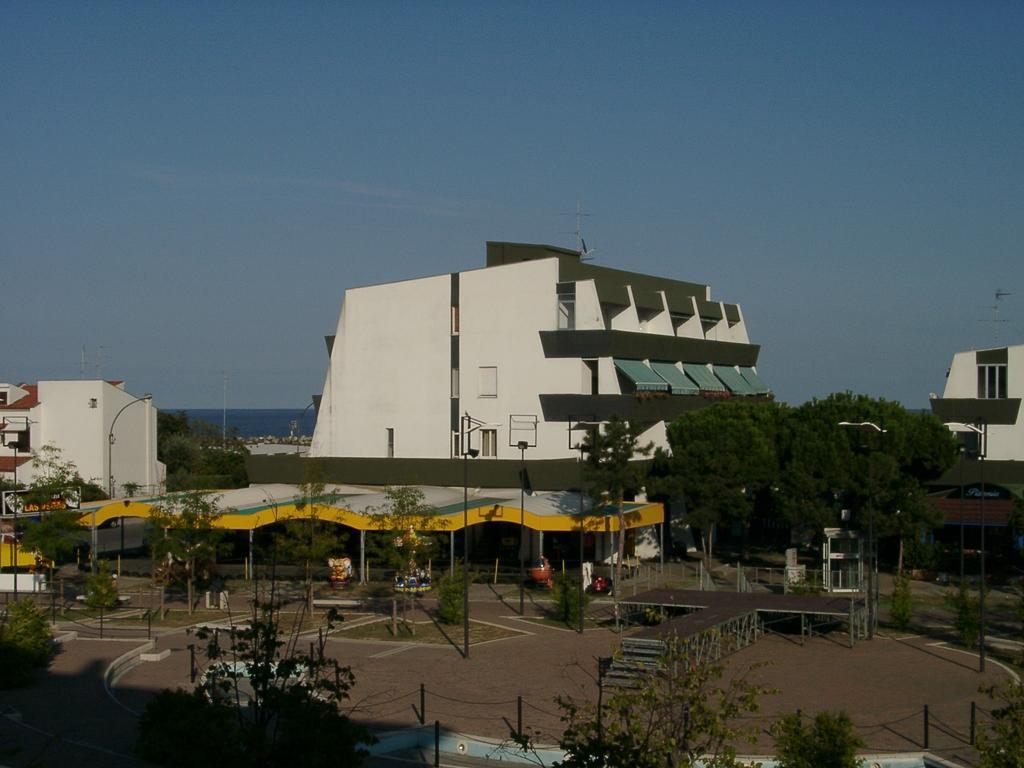 Residence Molo Lido delle Nazioni Szoba fotó